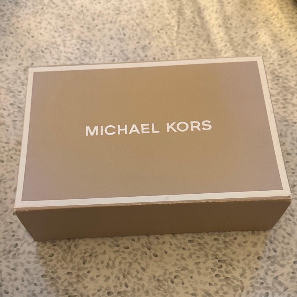 Michael Kors Black Pebbled Leather Wallet with Gold Hardware NWT - Picture 6 of 6